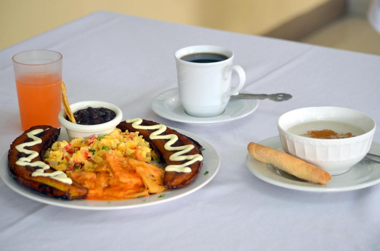 Hotel Y Restaurante Castillo De Los Altos Quetzaltenango Exteriör bild