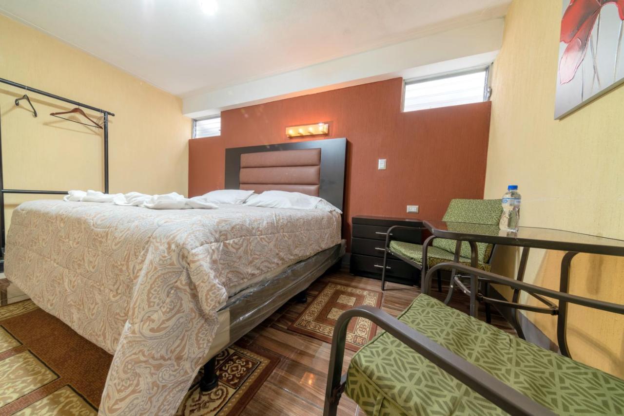 Hotel Y Restaurante Castillo De Los Altos Quetzaltenango Exteriör bild