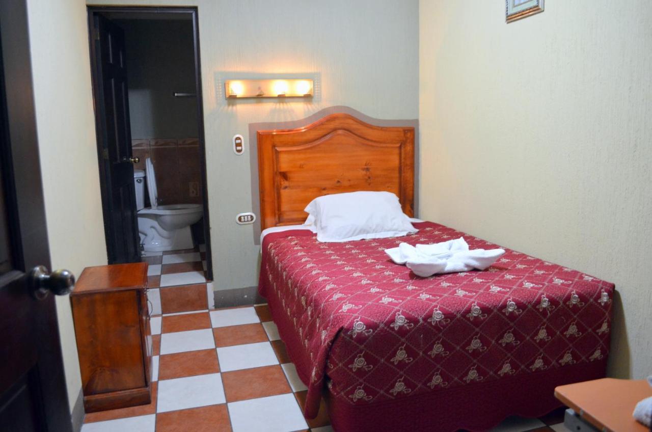 Hotel Y Restaurante Castillo De Los Altos Quetzaltenango Exteriör bild